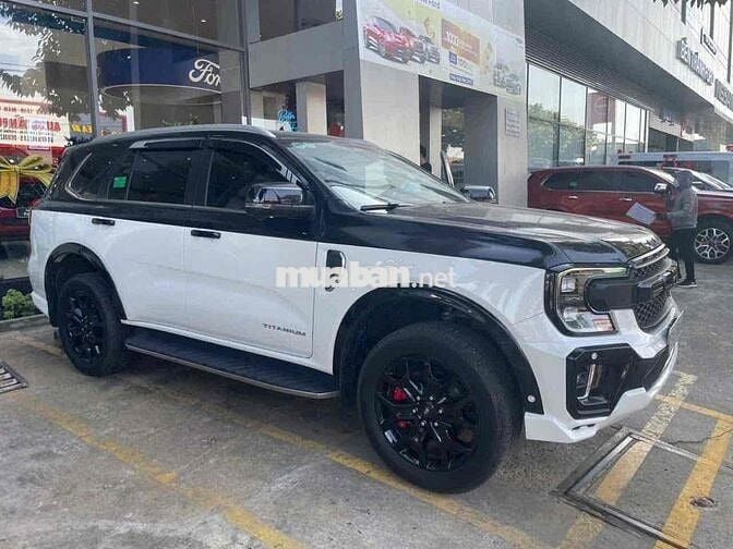 Ford Everest Bảng Full  4x4 Siêu Lướt Full Đồ Chơi