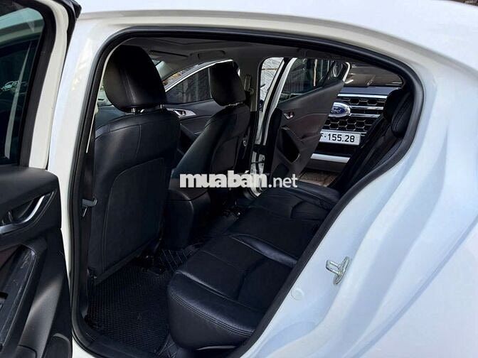 Mazda 3 1.5 AT 2018, giá quá hợp lý cho xe chuẩn