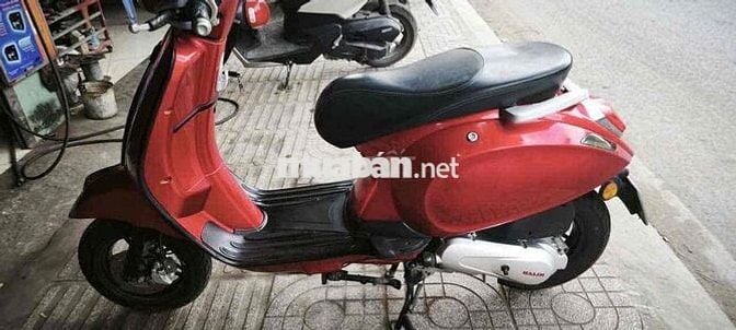 Xe 50 Vespa cho hssv chưa bằng lái