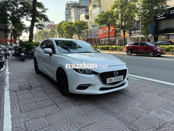 Mazda 3 1.5 AT 2018, giá quá hợp lý cho xe chuẩn