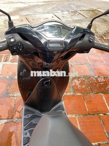 Bán SH125i CBS 2022 màu đen - người dùng