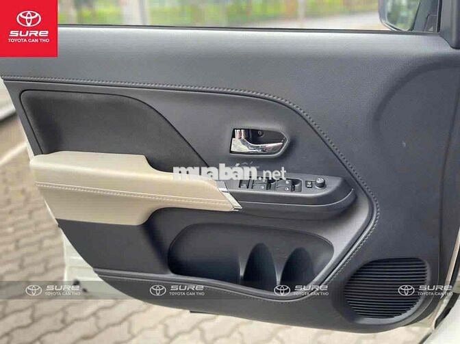 Toyota Rush 2018 1.5 AT - bảo hành Toyota