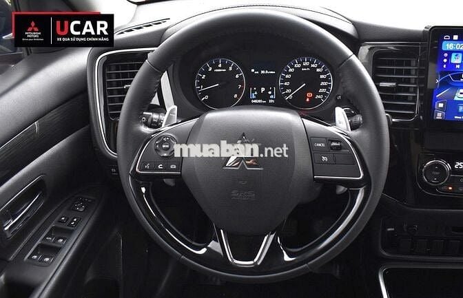 Mitsubishi Outlander 2019 2.0 Premium Đỏ