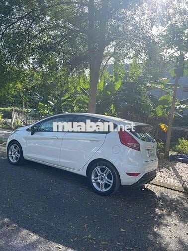 Ford Fiesta 2011 1.6 AT Sedan - 11000 km