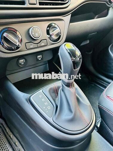 Hyundai Grand i10 2023 1.2 AT - 15000 km siêu mới