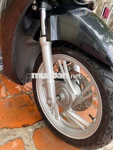 Bán SH125i CBS 2022 màu đen - người dùng