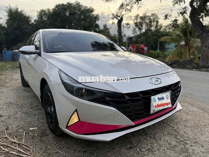 Hyundai Elantra 2023 1.6AT gia đình sử dụng 1 chủ