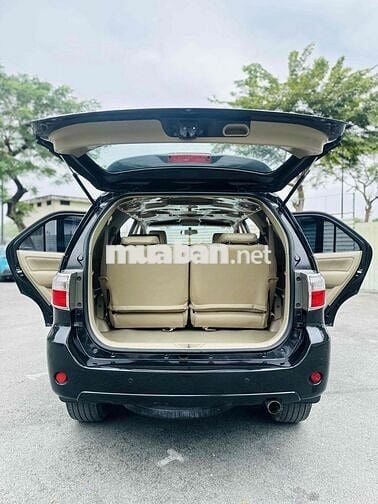 Toyota Fortuner 2011 Số Tự Động 2 Cầu Máy Xăng