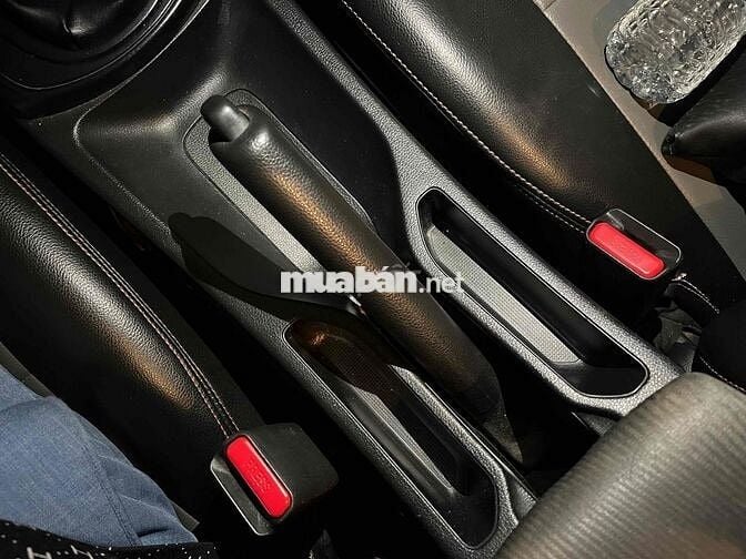 Honda City 2016 1.5 CVT số sàn chính chủ