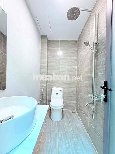 Nhà mới dọn cào ở ngay - nhanh còn kịp - 3 Phòng ngủ - ngang 5m