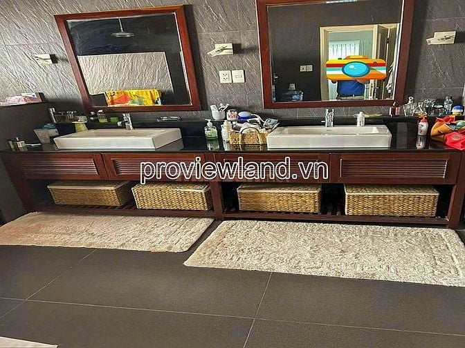 Bán biệt thự Thảo Điền khu Compound, 651m2 đất thổ cư, 3 tầng, hồ bơi