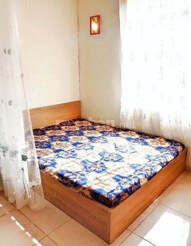 Tập thể Hà Nội 3 ngủ quận Hai Bà Trưng  -  ô tô đỗ cửa 