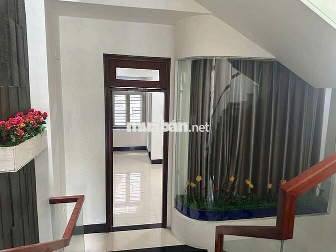 NHÀ 4 TẦNG MẶT TIỀN NGUYỄN ĐỨC TRUNG