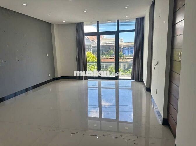 NHÀ 4 TẦNG MẶT TIỀN NGUYỄN ĐỨC TRUNG