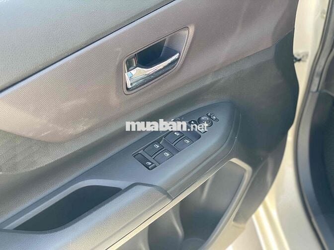 Toyota Avanza Premio 2024 CVT - 62000 km