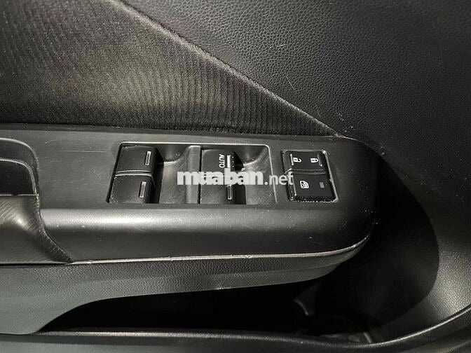 Honda City 2016 1.5 CVT số sàn chính chủ