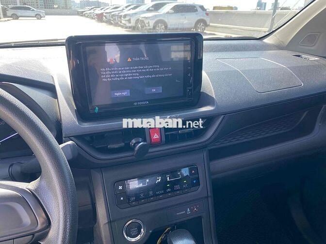 Toyota Avanza Premio 2024 CVT - 62000 km