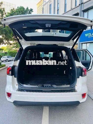 Ford Everest 2023 Titanium 2.0L 4x2 AT - 39000 km