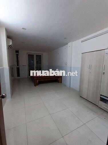 Bán nhà Mặt phố 4 lầu HXT 10m Nguyễn Đình Chiểu 3.5x12m Giá: 13.2Tỷ