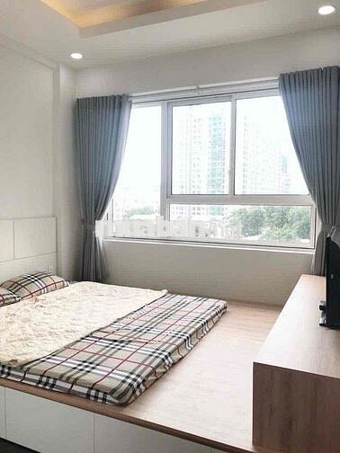 Cho thuê căn hộ cao cấp 2PN/2WC đầy đủ tiện nghi The Botanica