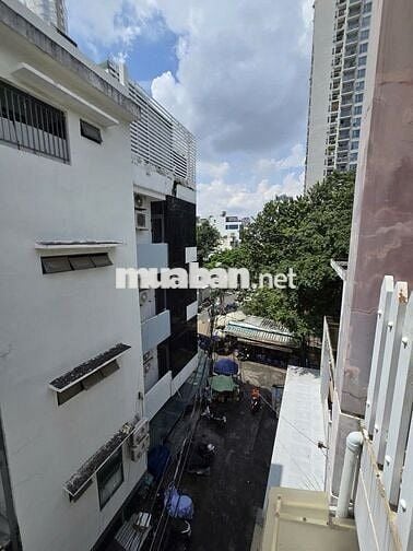 BÁN NHÀ GÓC 2MT HẺM XE HƠI BÌNH THỚI, SHR HOÀN CÔNG 7,32TY  CÒN TL