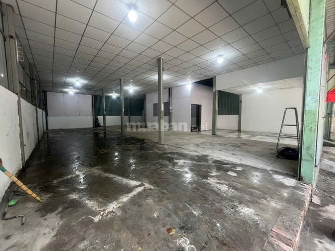 Cho thuê kho xưởng 240m2 đg Tân Hòa Đông  xe cont vào được giá:19tr TL