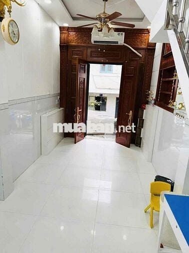 Cho Thuê Nhà Đẹp-5 Phòng-Hẻm Xe Tải -Phạm Văn Chí-Quận 6