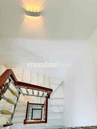 Cho Thuê Nhà Đẹp-5 Phòng-Hẻm Xe Tải -Phạm Văn Chí-Quận 6