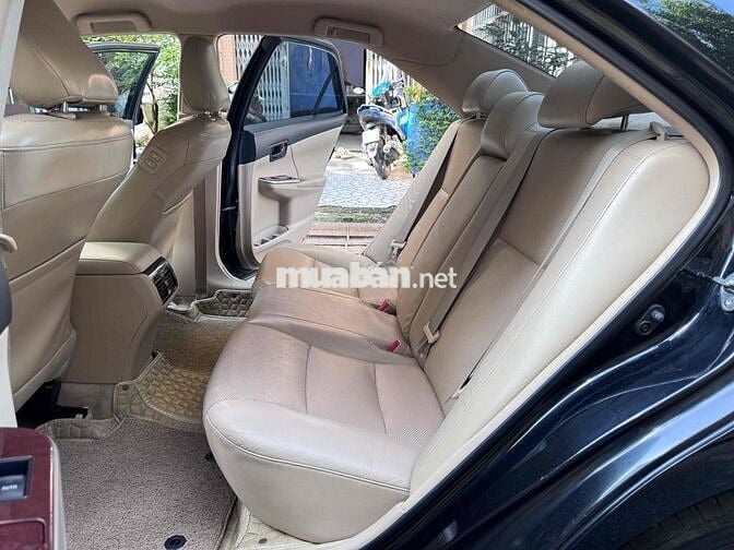 Bán Camry 2.5G đời 2012 xe đẹp không lỗi