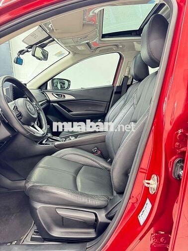 Mazda 3 2018 1.5 AT Sedan - 87000 km