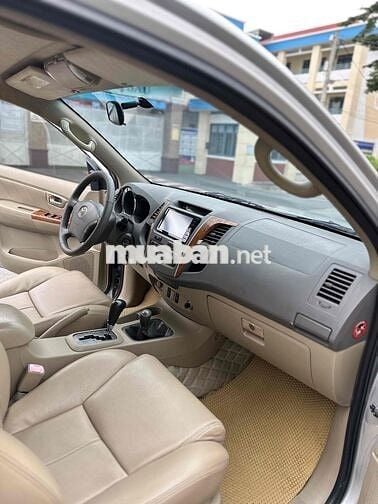 Toyota Fortuner 2012 V 2 Cầu Odo 206357km