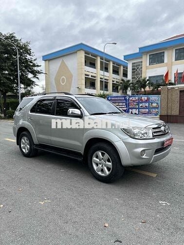 Toyota Fortuner 2012 V 2 Cầu Odo 206357km