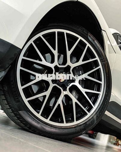 LONG ANH AUTO cề Porsche Macan model 2019