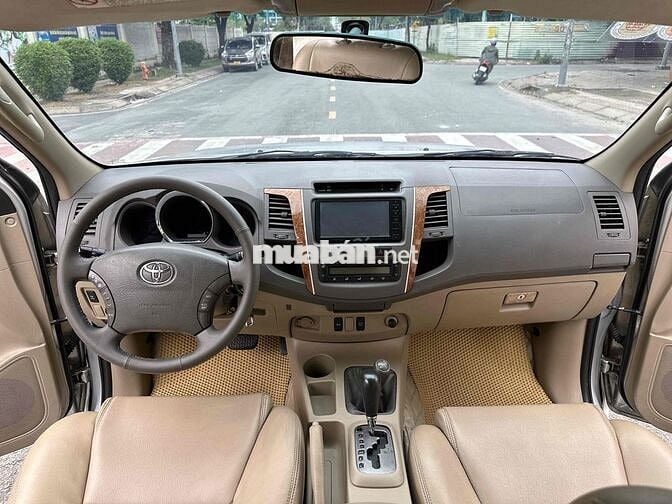 Toyota Fortuner 2012 V 2 Cầu Odo 206357km