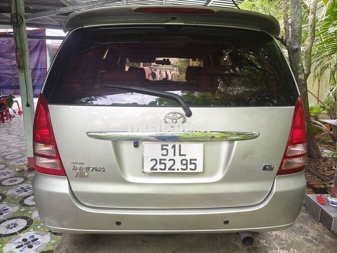 Toyota Innova 2007 G - 200000 km