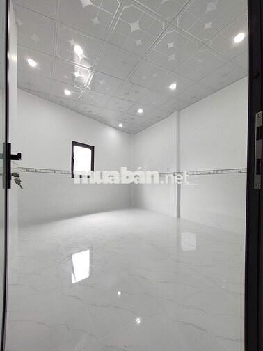 BÁN NHÀ TRỆT LẦU HẺM 102 TRẦN HOÀNG NA