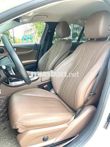 Toyota Hà Đông bán Mercedes E180 2021 Trắng 1v6km