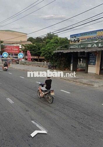 đất mặt tiền Cách Mạng Tháng 8 200m2