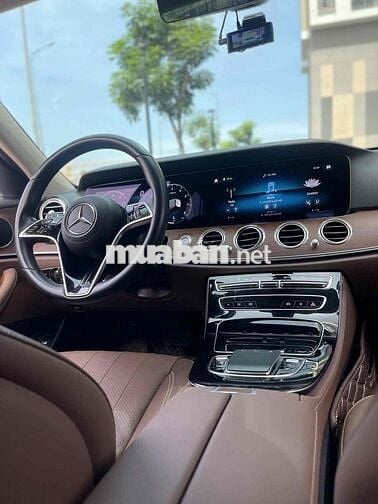 Toyota Hà Đông bán Mercedes E180 2021 Trắng 1v6km