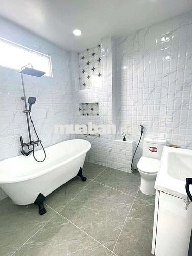 Bán nhà mặt tiền 1 trệt 1 lầu mạc đỉnh chi tặng nội thất cao cấp 😗