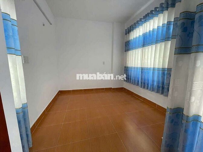 Nhà 1 trệt 2 lầu sân thượng đường số 2 KDC vĩnh lộc