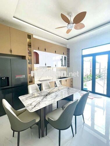 Bán nhà mặt tiền 1 trệt 1 lầu mạc đỉnh chi tặng nội thất cao cấp 😗