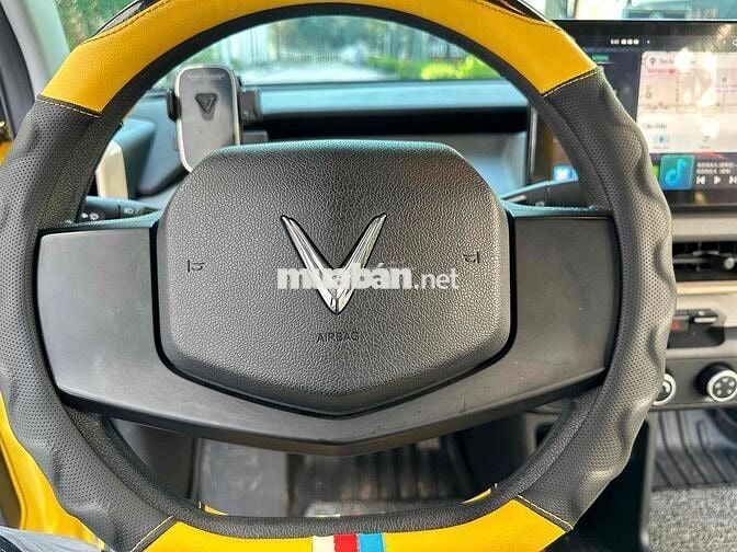 VinFast VF3 2024 Vàng