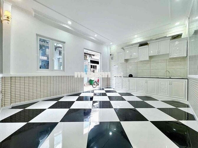 Bán nhà 3 phòng ngủ hẻm 162 đường Phạm Ngũ Lão gần chợ Trần Việt Châu