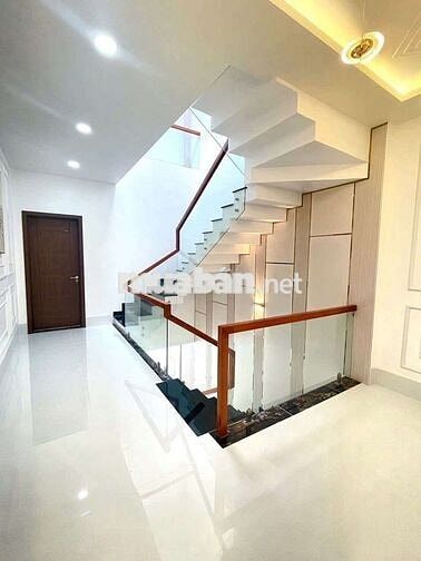 Bán nhà mặt tiền 1 trệt 1 lầu mạc đỉnh chi tặng nội thất cao cấp 😗