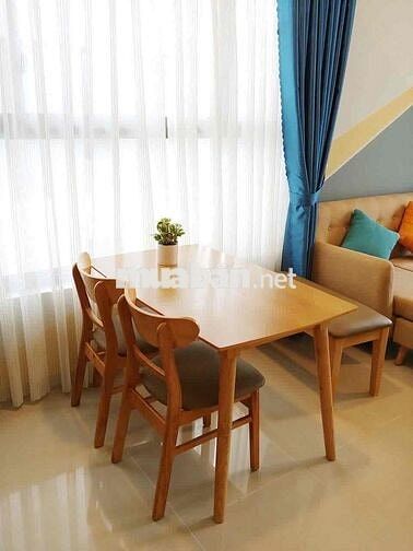 Cho thuê căn góc 2PN.2WC thoáng mát tháp C Botanica Premier