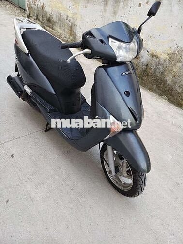 Honda SCR Xám Tự động