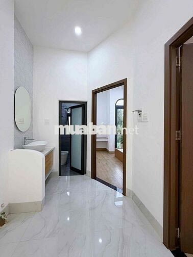 NHÀ LẦU ĐẸP HẺM 7 TRẦN VĨNH KIẾT (2 PHÒNG NGỦ)