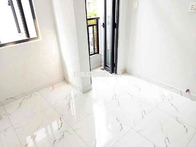 Nhà Quận 8 Ngang 6m - 8 PN - Hẻm Xe Hơi - KDC Hiện Hữu - Sổ Hồng Vuông