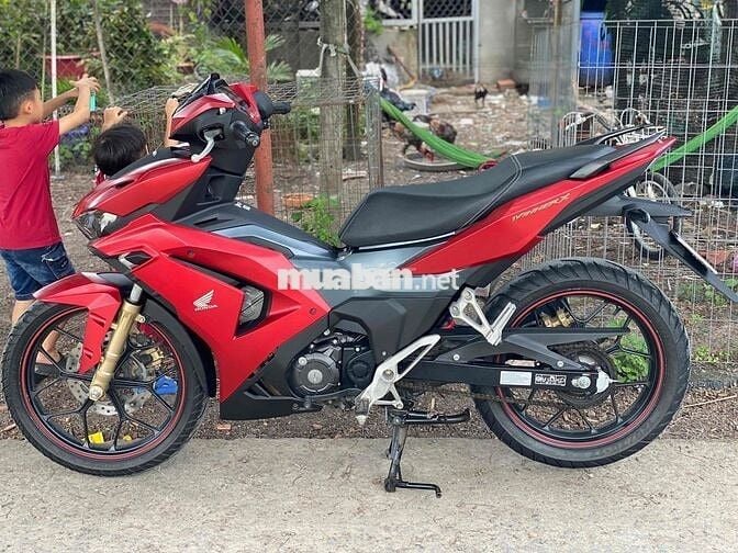 bán xe winner v3 abs chính chủ odo 3Ok xe đẹp 25.8